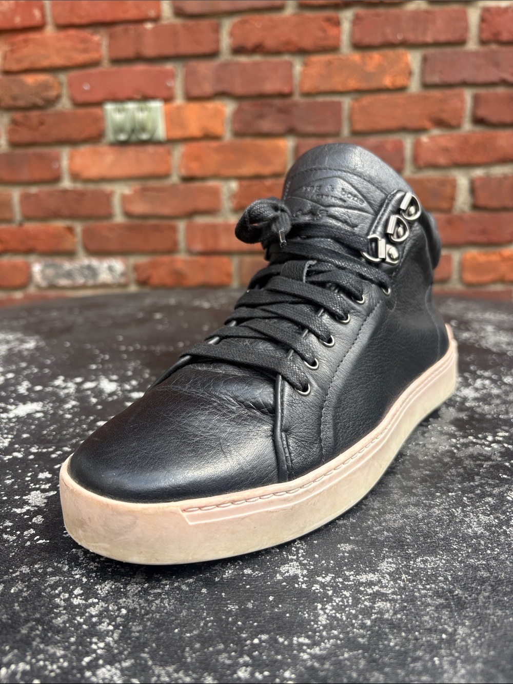 Rag & Bone New York Women’s Black Leather High-Top Sneaker Cream Sole size 7